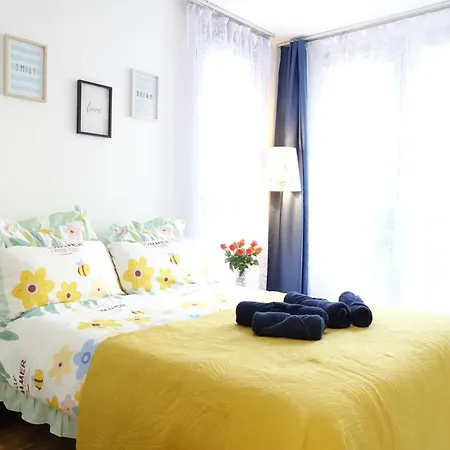 Charming And Spacious - Close To Center Paris